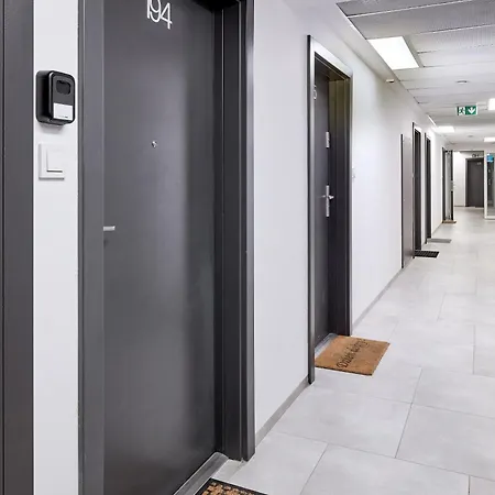 Nadolnik With Mezzanine By Bookinghost ポズナン